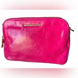 Michael Kors - Fuschia Alexis Leather Clutch/Crossbody